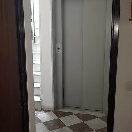 بيت للعطل Casa Palazzo Reale